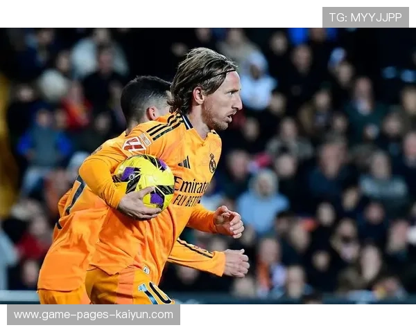 皇马若将年轻球员与老将平衡使用,整体战力更优 皇马若将年轻球员与老将平衡使用,整体战力更优