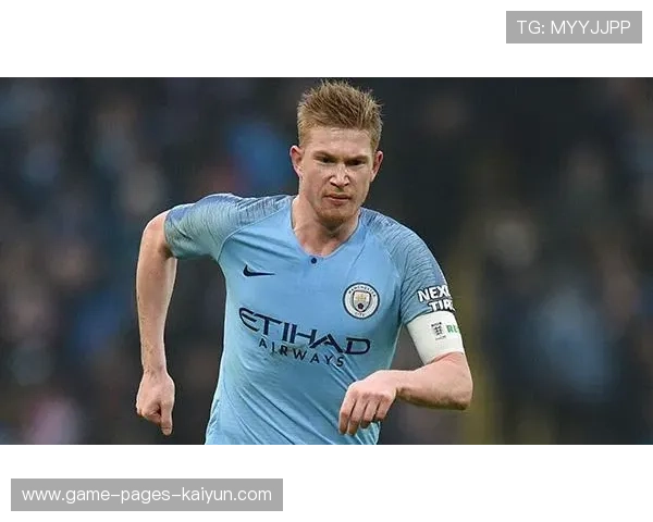 巴萨追德布劳内式调度总控：打造足球界的“中场指挥官”